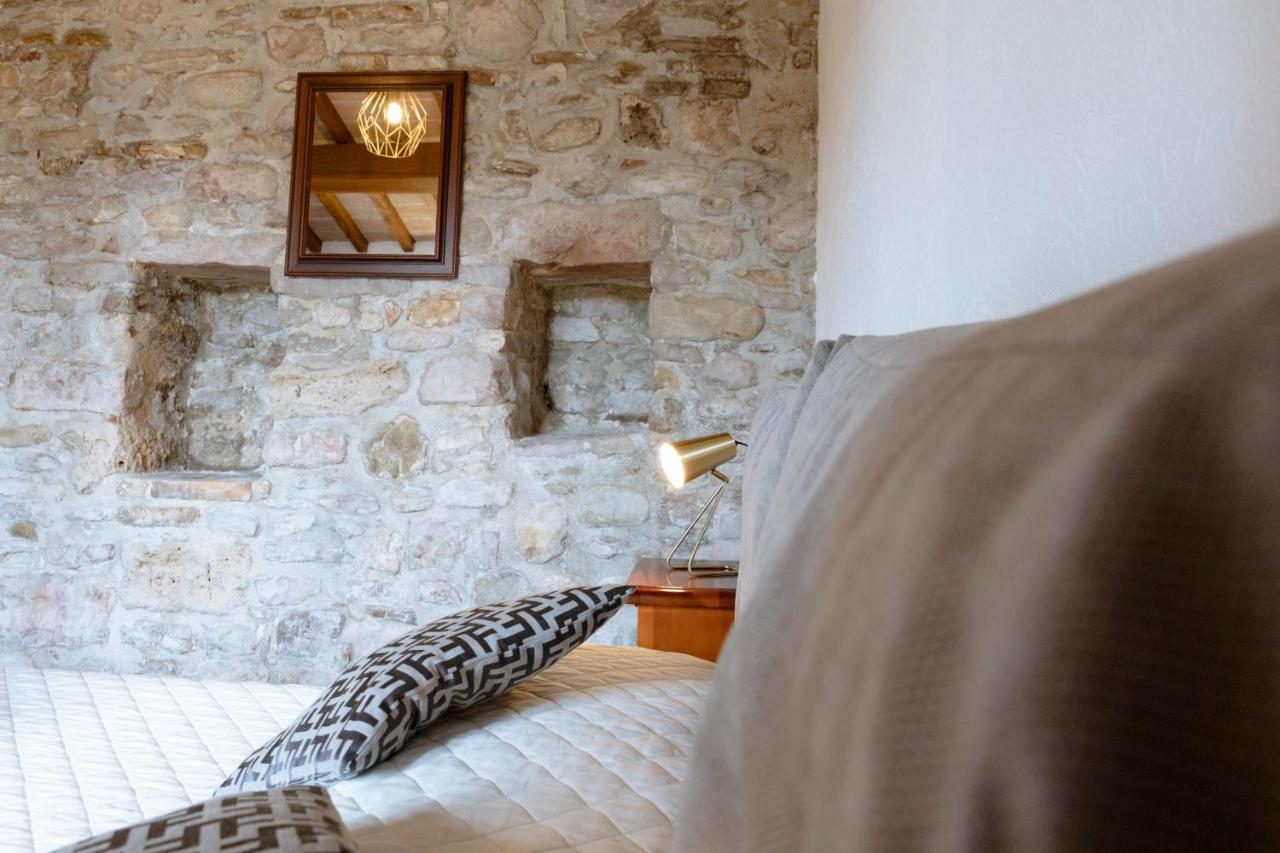Rustic House, Con Patio E Giardino, Assisi Centro Villa Buitenkant foto